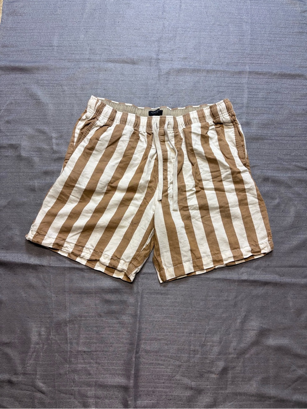 Banana Republic Men's Vertical Stripe Drawstring Shorts - Brown & White